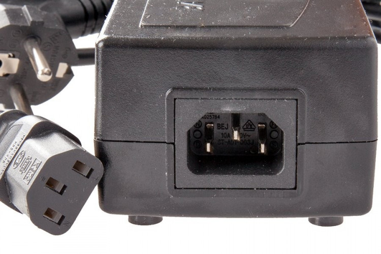 Зарядное устройство штырь 36V LEISGER/VOLT/TOTEM/Кардан в Казани